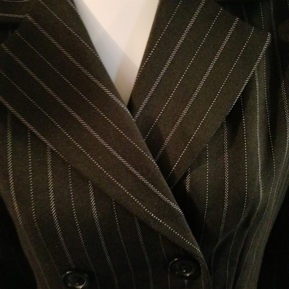 3 piece jacket,pants, skirt striped dress suit.